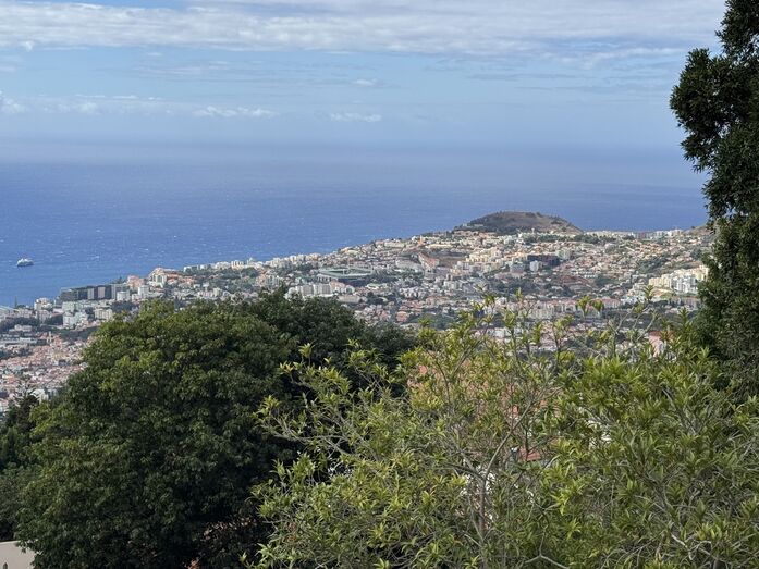 IMG_2751_1758555106468