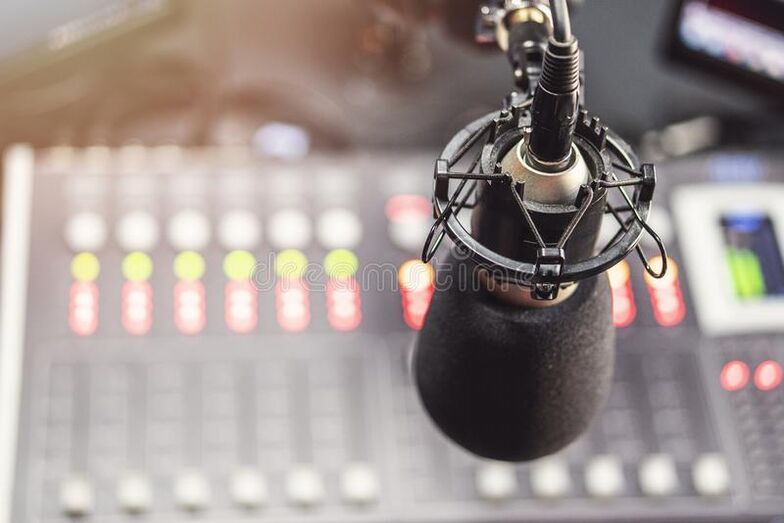 Microphone-radio-studio-background-microphone-radio-studio-130717963